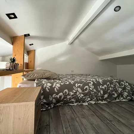 Petit Cocon Avec Mezzanine